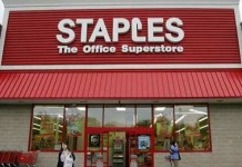 Staples Cuts Outlook After Weak Results Abroad