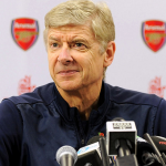 Arsenal Boss Arsene Wenger Defends Medical Staff