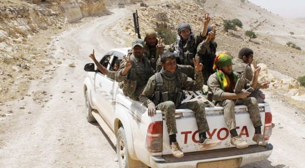 KURDISH FIGHTER