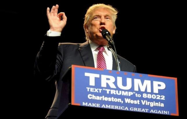 Republican U.S. presidential candidate Donald Trump speaks to supporters in Charleston, West Virginia