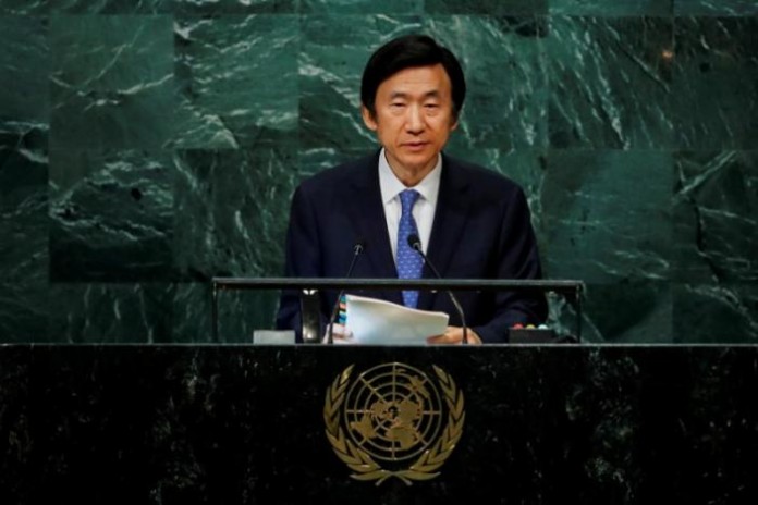 South Korean Minister for Foreign Affairs Byung-se addresses the United Nations General Assembly in New York
