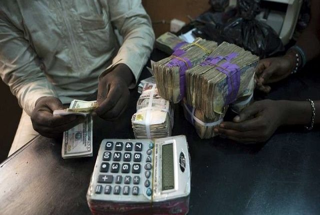 Naira-and-Dollar-640x431