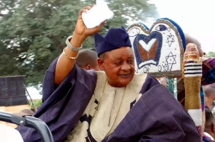 Oba Lamidi Olayiwola Adeyemi III