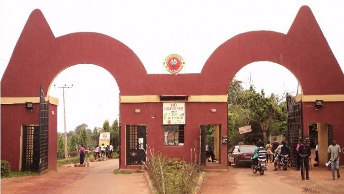 Auchi-poly Auchi Poly.