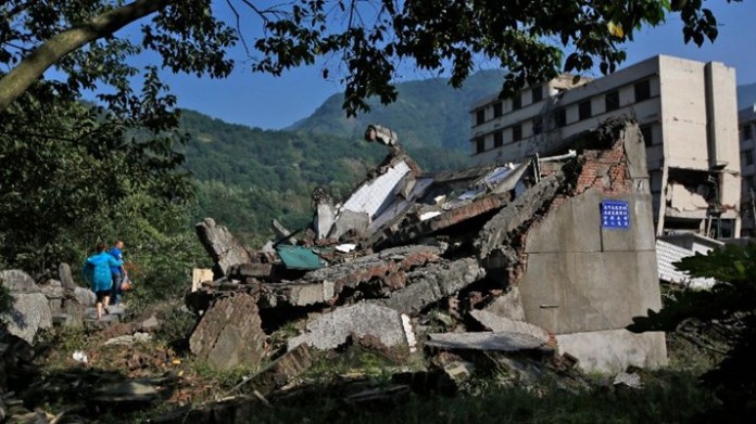 up-to-100-feared-dead-in-china-earthquake