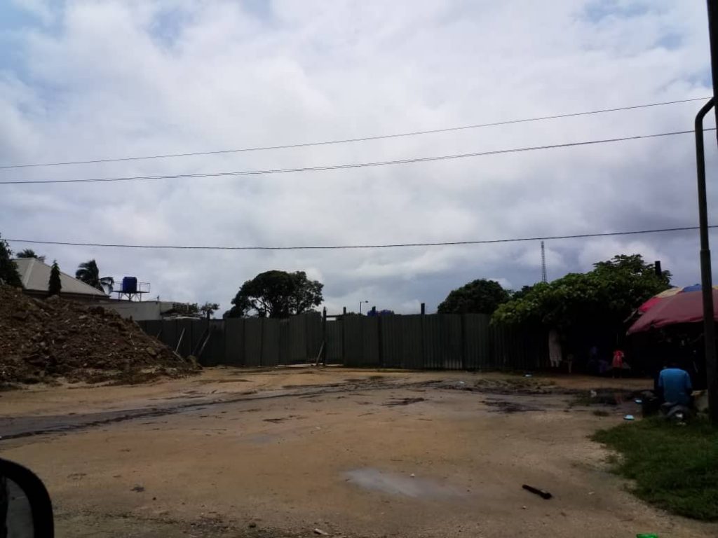 Construction of a Mega Filling Station owned by Co-Governor Frank Ayade At Murtala Mohammed Highway by SPC Junction, Calabar - THEWILL NEWS MEDIA