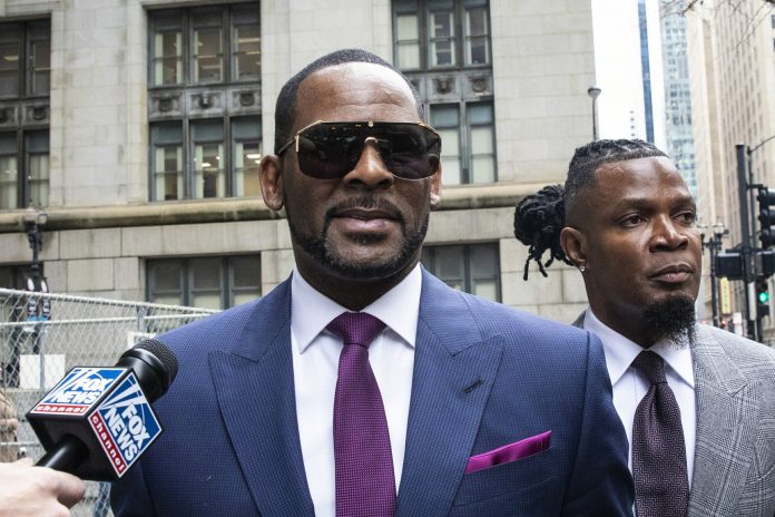 R. Kelly charged with 11 new sex-related counts in Chicago