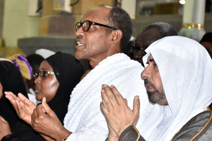 buhari pray
