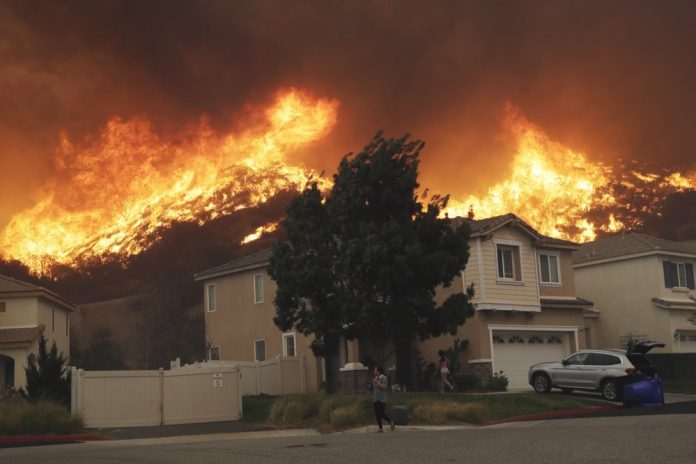 Wildfire Forces Lebron James, Arnold Schwarzenegger To Flee