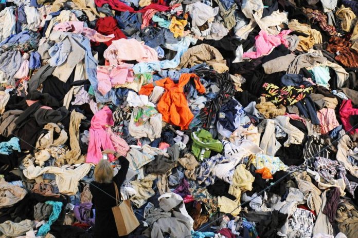 clothe
