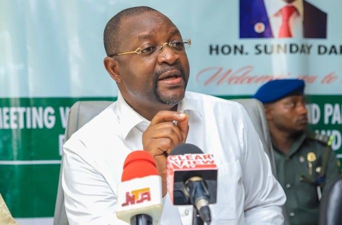 Sports Minister, Sunday Dare Sunday Dare