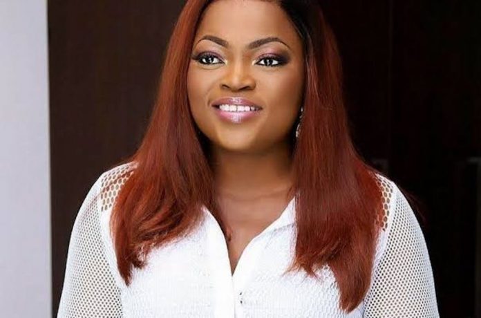  Funke Akindele