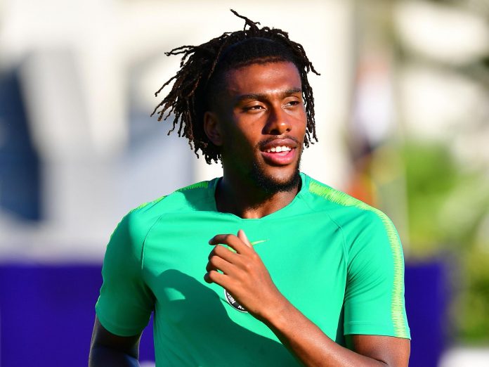 alex-iwobi Udeze To Iwobi: Quit Everton FC