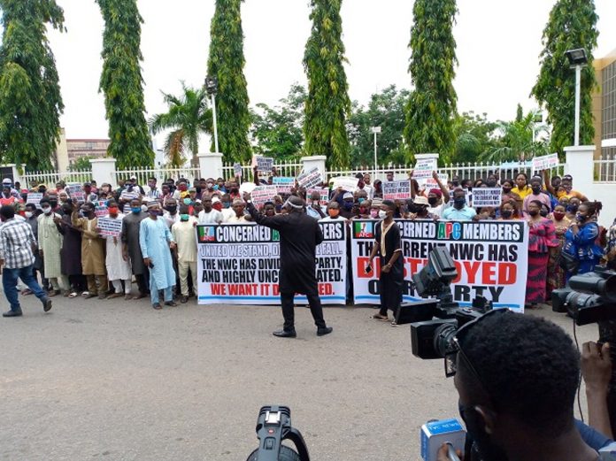 Protest At APC National Secretariat Against Party’s NWC