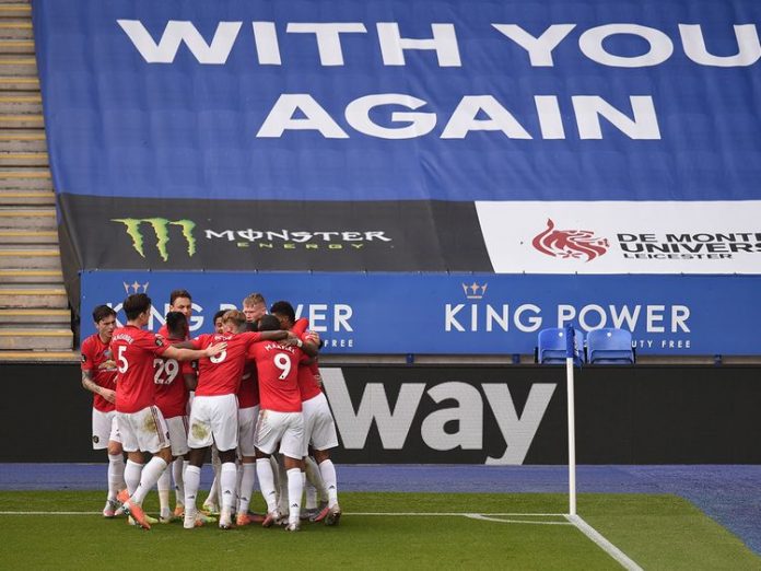 Manchester-United-celebrate-the-opener-against-Leicester_1738c00be6a_large