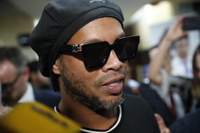 Ronaldinho-scaled