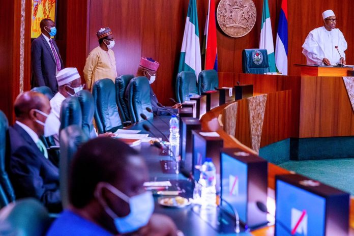 Buhari today inaugurated the 326 KM Itakpe-Ajaokuta-Warri rail line Buhari today inaugurated the 326 KM Itakpe-Ajaokuta-Warri rail line