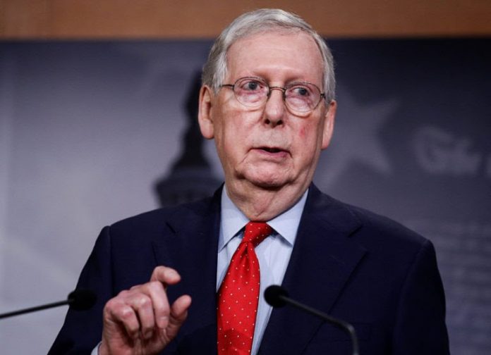 2020-04-21T221122Z_689968682_RC2A9G994EP8_RTRMADP_3_HEALTH-CORONAVIRUS-USA-CONGRESS-768x556