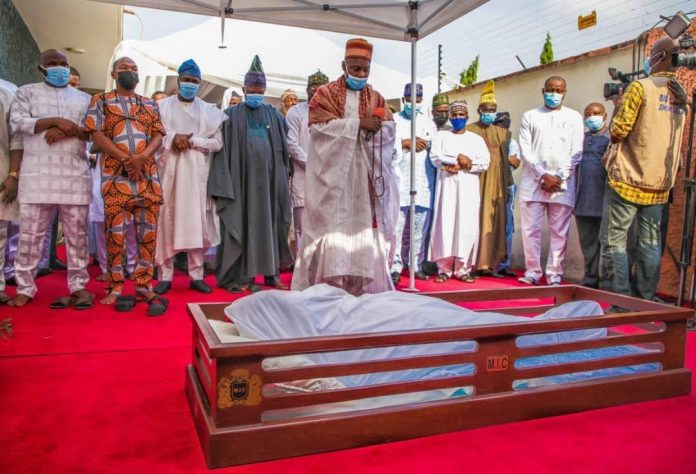 Jakande's Burial