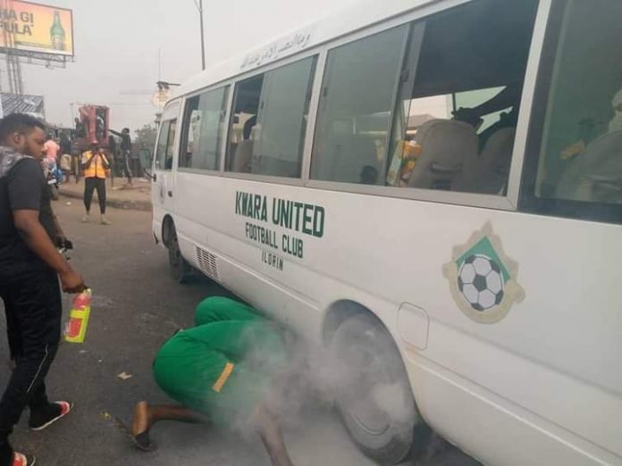 Kwara United Bus Catches Fire In Asaba Kwara United's Bus Catches Fire In Asaba