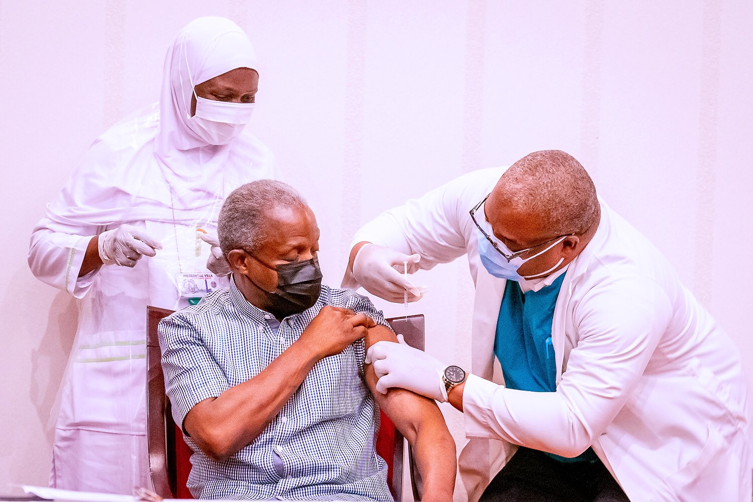 Buhari Vaccinated