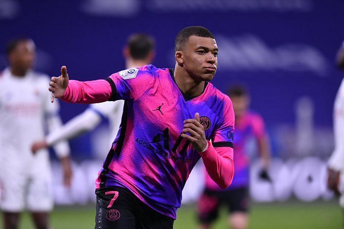 mbappe 3 Mbappe