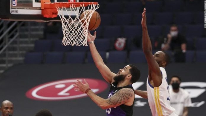 210403071143-warriors-blowout-loss-toronto-raptors-nba-spt-intl-super-tease-768x432