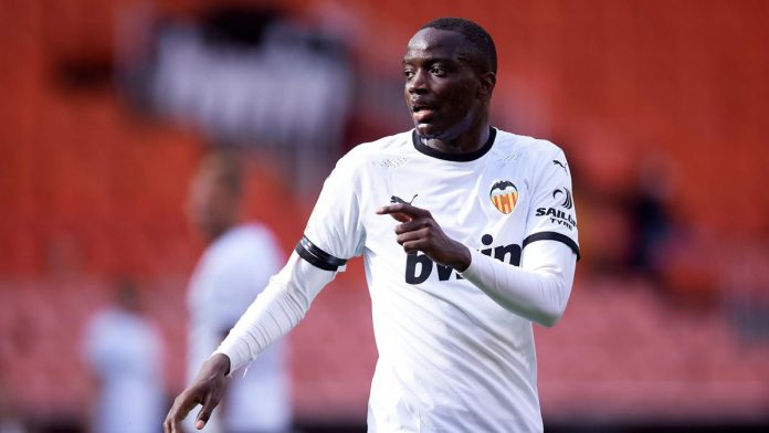 Valencia Show Support For Racially Insulted Player Valencia Show Support For Racially Insulted Player