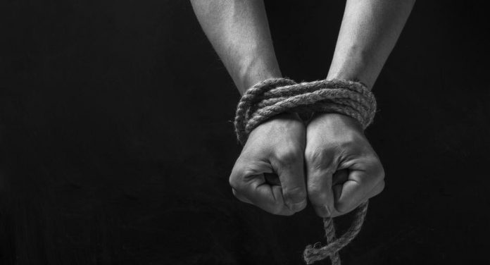 128086 Kidnappers ransom