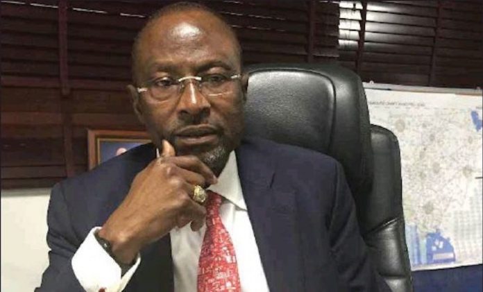 Fola Akinkuotu