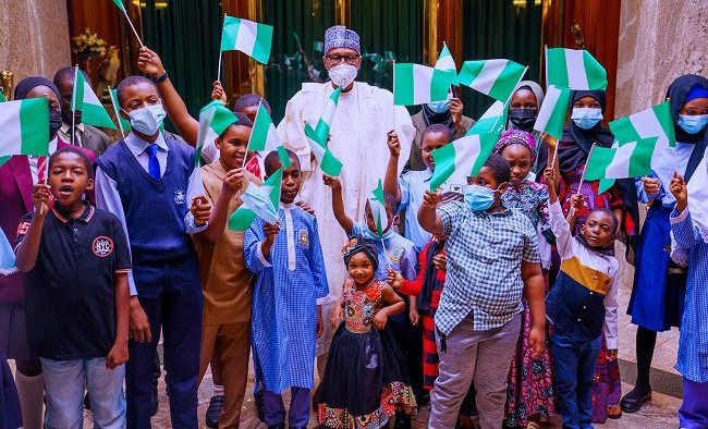 Childrens-Day-62 Buhari Fetes Children In Aso Rock