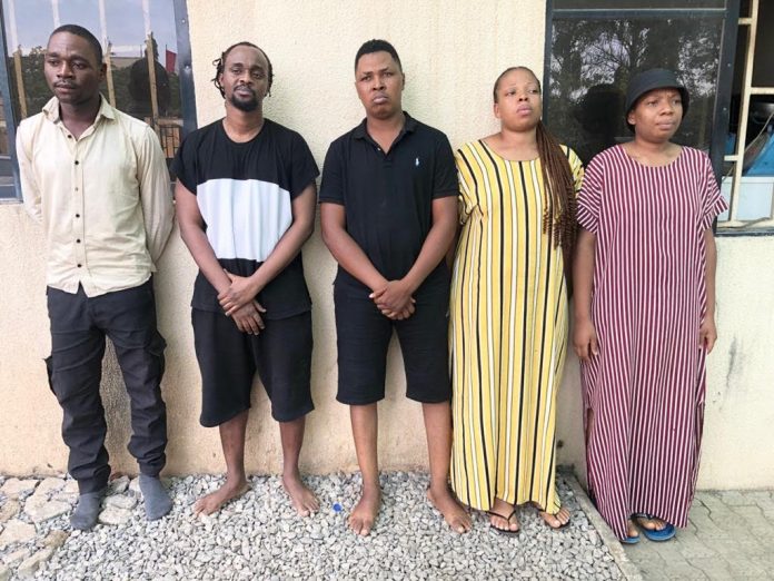 Drug Police Raid Online Traffickers' Den, Arrest 5 In Abuja Drug Police Raid Online Traffickers' Den, Arrest 5 In Abuja