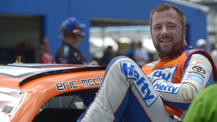 P5NJNHYVYZAHFIHNA4BAQYMX2A Eric McClure