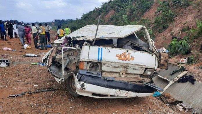 t0FUyq6T Lagos-Ibadan Road AccidentÂ