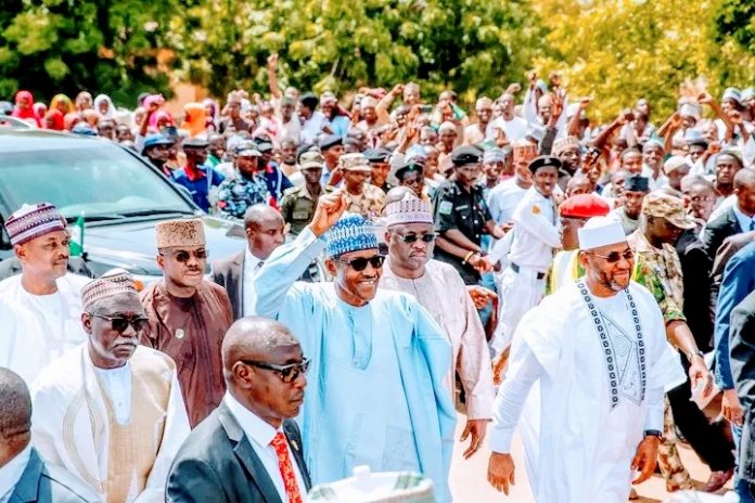 President Muhammadu Buhari trekked back to his home after the Eid el-Kabir prayer in Daura