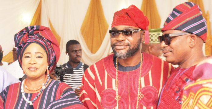 Aare Babalaje, Chief Francis Momoh (middle) with Mr & Mrs Olufemi Olufowobi.