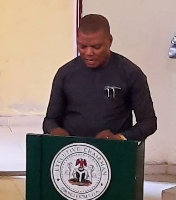 Hon. Ekopimo Edet