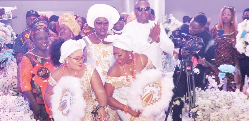 R-L Family of the deceased, Rita, Priscillia, Ben, Mrs Kate Chukwuma and others.