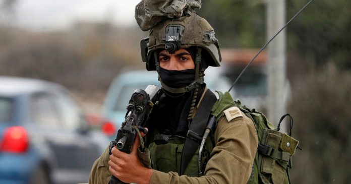 Isreali troops Isreali troops