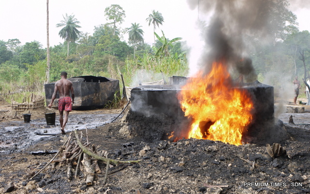 Illegal-refinery-4 Illegal refinery explosion