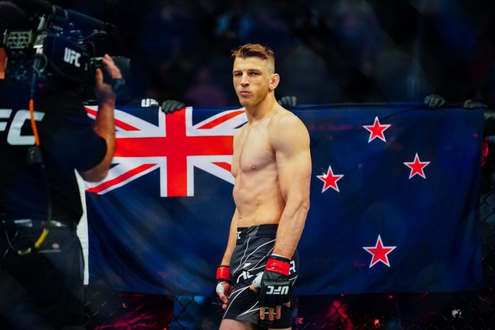 Makhachev Gets Submission Victory Over Dan Hooker Makhachev Gets Submission Victory Over Dan Hooker