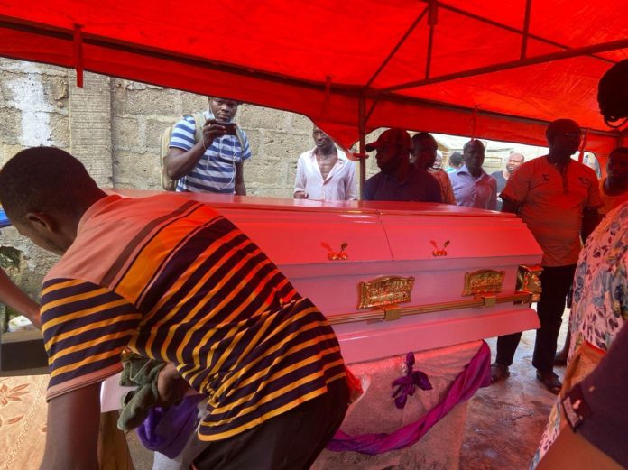 Baba-Suwe-casket Baba Suwe casket