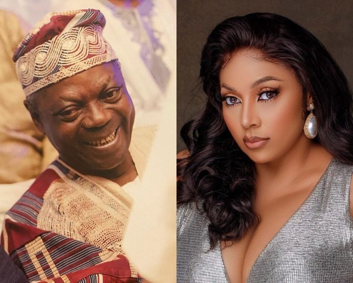 Lola Omotayo and Late Dad Lola Omotayo and Late Dad