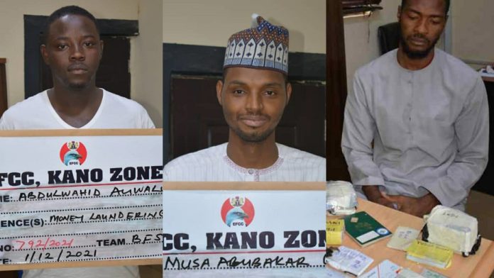 Suspects Caught With 1,144 ATM Cards At Kano Airport Suspects Caught With 1,144 ATM Cards At Kano Airport