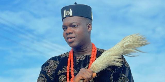 Cute Abiola