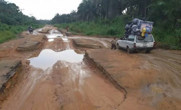 Some Failed Portions of the road - THEWILL NEWS MEDIA Some Failed Portions of the road