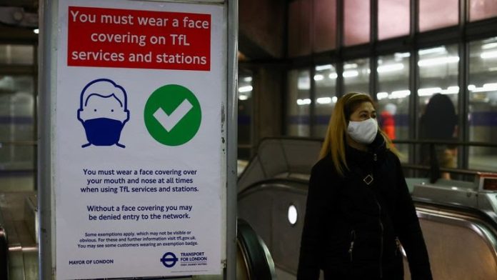 skynews-blog-mask-london_5600197