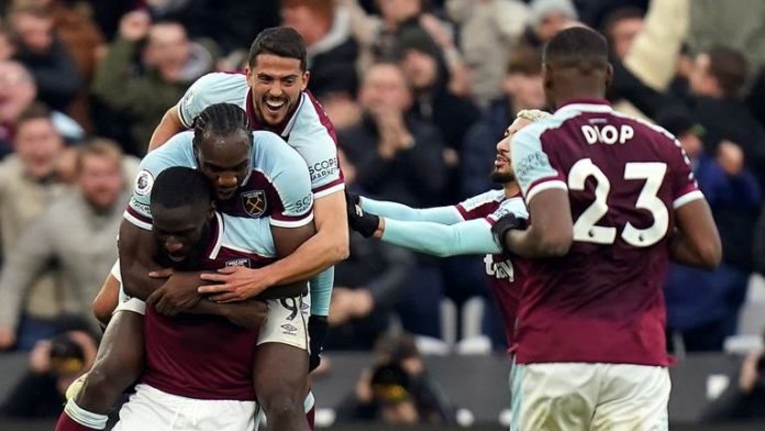 West Ham Beat Chelsea 3-2