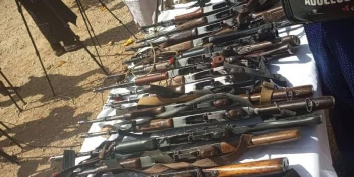 guns guns