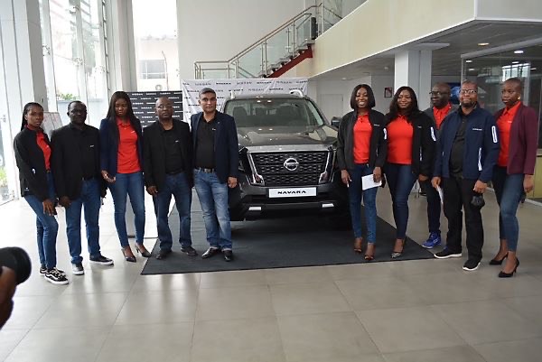 General Manager, Stallion NMN Limited, Amit Sharma (5th left) flanked by other participants at the unveiling of the Nissan Navara in Lagos, Saturday. General Manager, Stallion NMN Limited, Amit Sharma (5th left) flanked by other participants at the unveiling of the Nissan Navara in Lagos, Saturday.